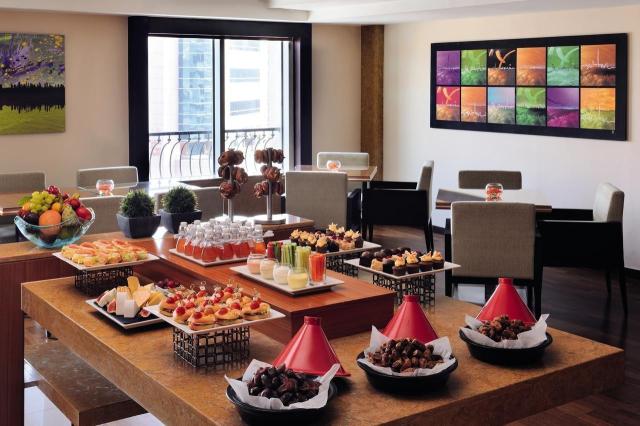 Avani Deira Dubai Hotel 3 (9)
