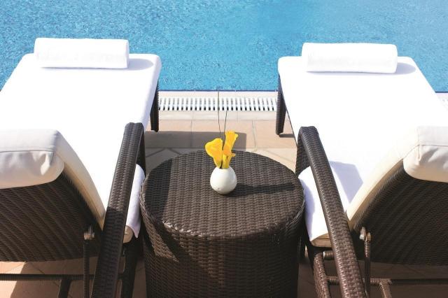 Avani Deira Dubai Hotel 1 (6)