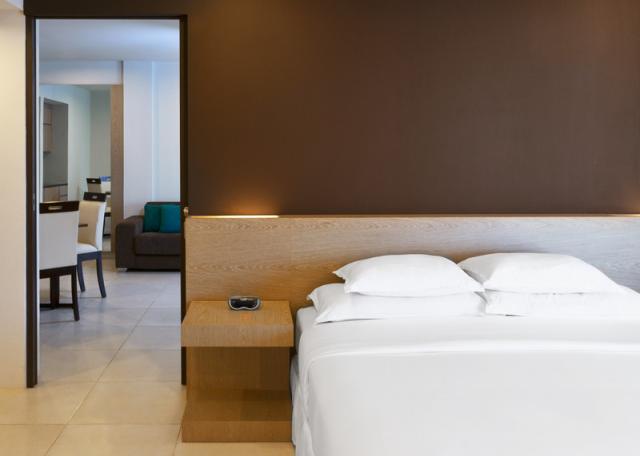Langkawi-FP-Sheraton-junior-suite-1630