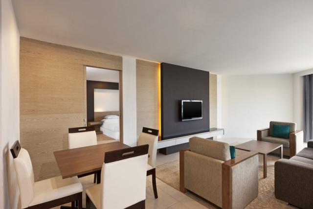Langkawi-FP-Sheraton-premier-suite-1635