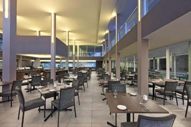 Langkawi-FP-Sheraton-restaurant-1650