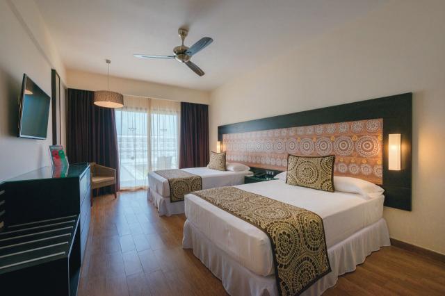 Riu Sri Lanka 7 FAM (1)