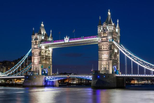 Anglie_London_2013_06_Bridge