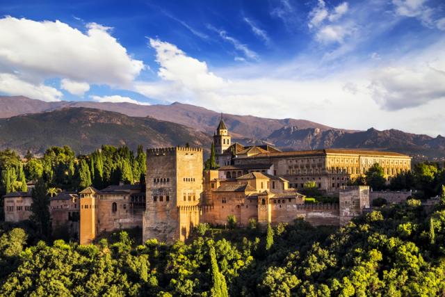 Granada_shutterstock_153834602_46794