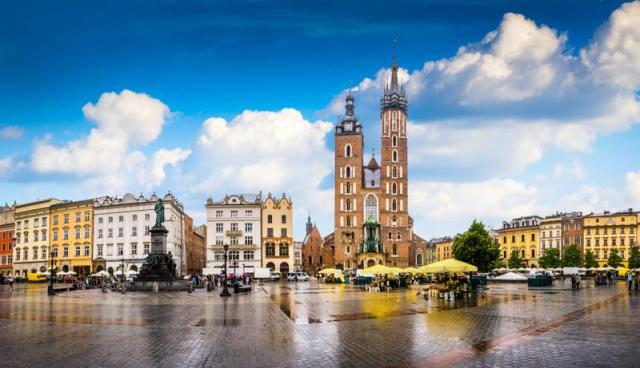 Polsko_Krakow_shutterstock_200322068