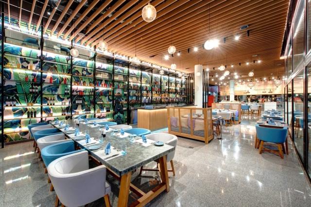 Crowne Plaza 8 (9)