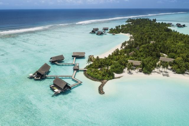 One and Only Reethi Rah 1 (3)