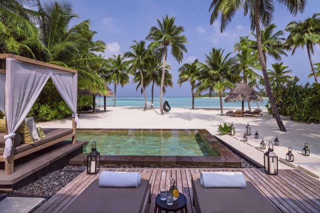 One and Only Reethi Rah 10 BPV  (1)