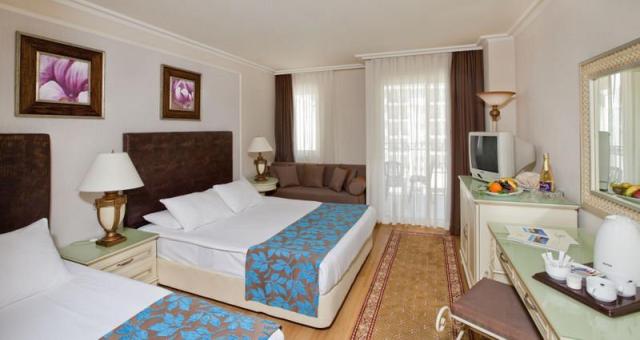 Delphin-Diva-2014-standard-room-2