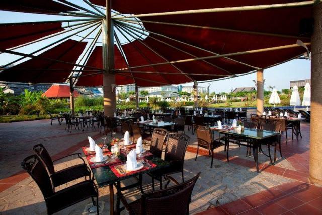 Limak-Lara-restaurant-1590.JPG
