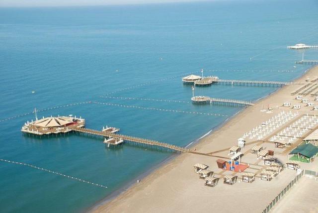 Sueno-Golf-Belek-bar-beach