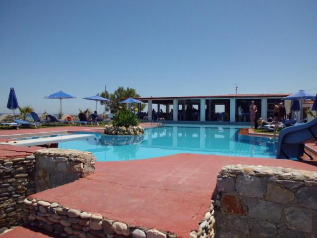 Kreta-Mari-Beach-hotel-pool-1455.JPG