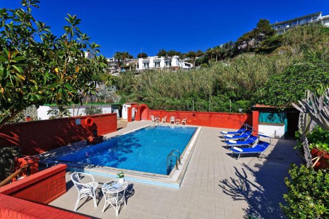 piscina-1140x760