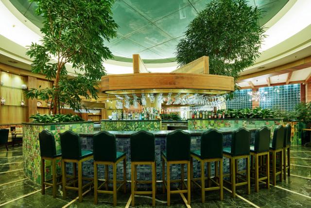 Oasis Bar 2