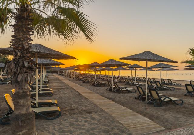 Beach6_VerdeResort_H