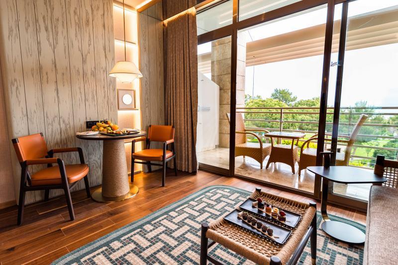SuperiorRoom3_SerenityResort