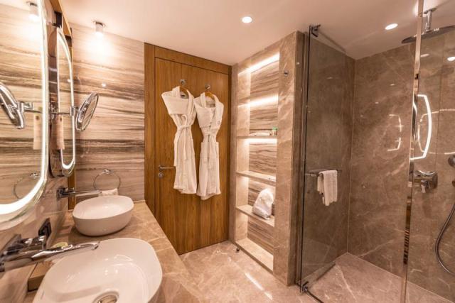 SuiteRoom4_SerenityResort