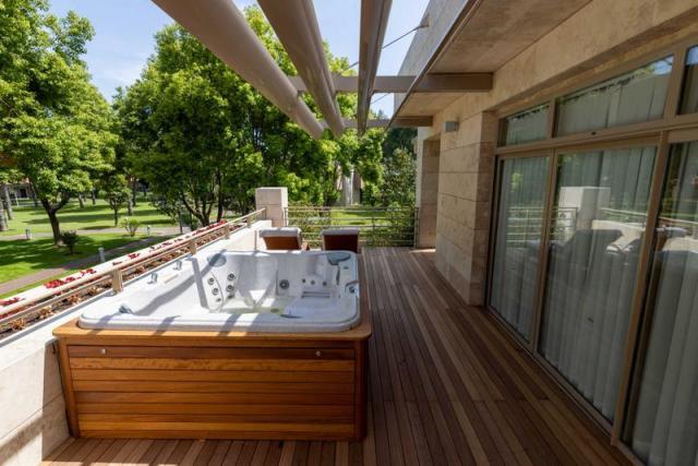 SuiteRoom8_SerenityResort