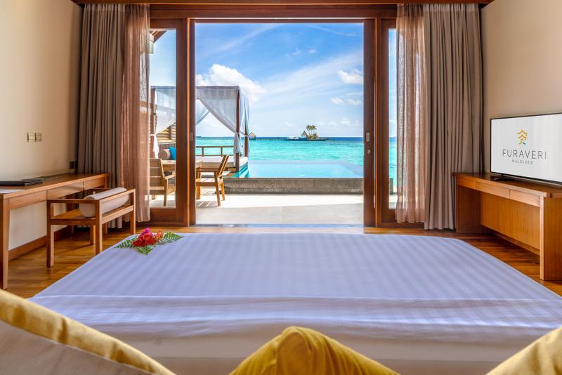 OceanPoolVillaBedroomView2