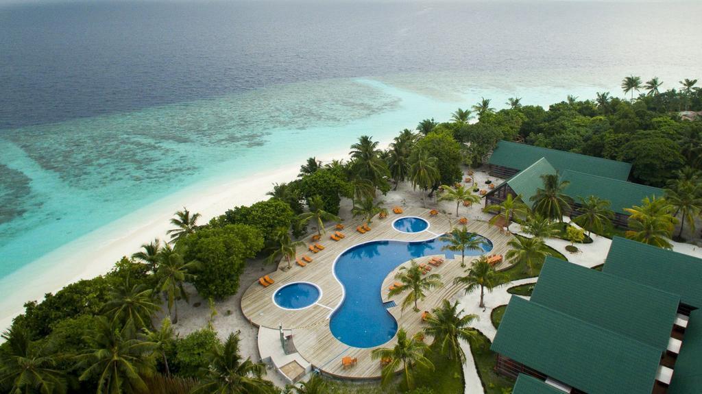 Furaveri Island ext1 (4)