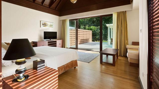 Furaveri Island r1-garden vila (1)