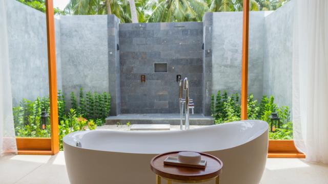 TwoBedroomsBeachResidenceBathroom
