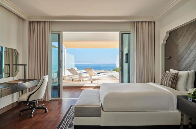 Fairmont Fujairah Beach r1-rooms (7)