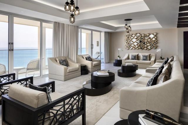 Fairmont Fujairah Beach r2-suites (5)