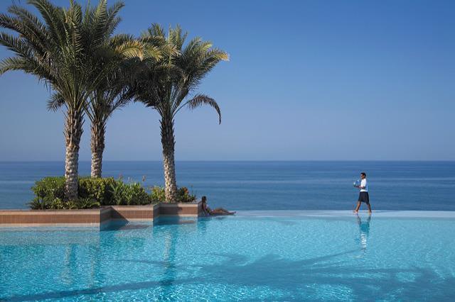 Shangri-la Barr Al Husn pool