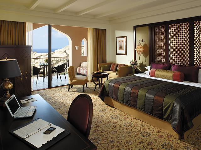 Shangri-la Barr Al Husn room9