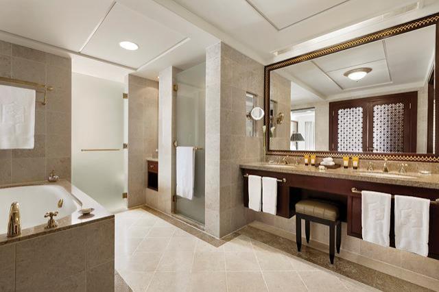 Shangri-la Barr Al Husn room11 (4)