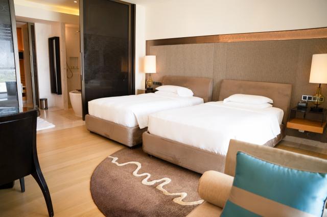 Park Hyatt Abu Dhabi 10 park room (4)