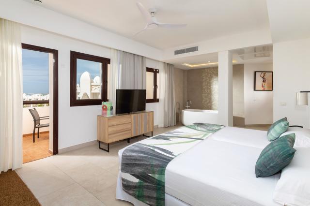 Riu Karamboa 7 SUIT (2)