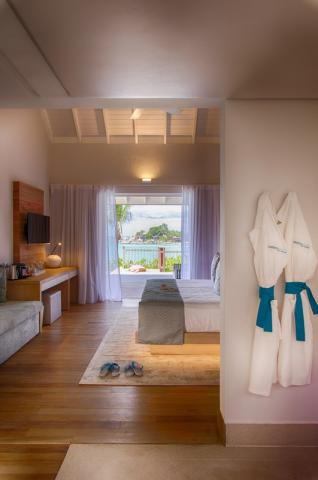Carana Beach Hotel 10  (5)