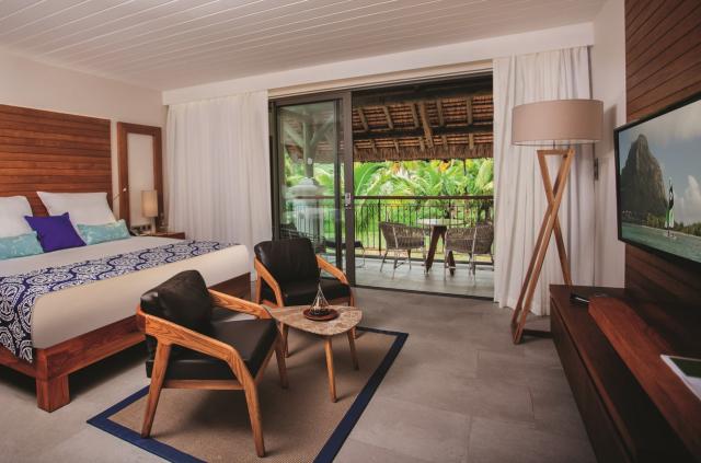 Paradis Beachcomber 7 bay view r (3)