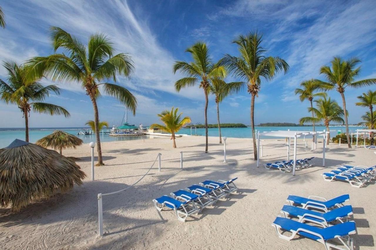 whala!bocachica 1 (7)