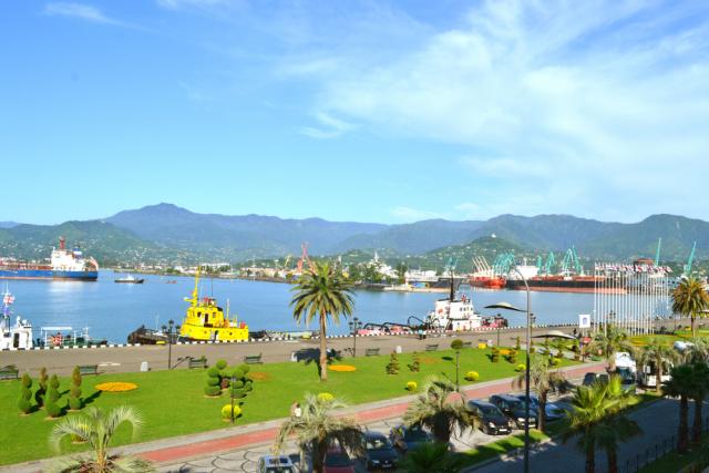 Batumi pristav.JPG