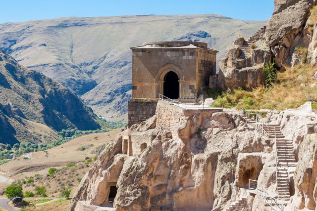 shutterstock_Vardzia 764928859