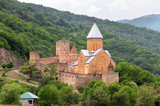 Hrad Ananuri.JPG
