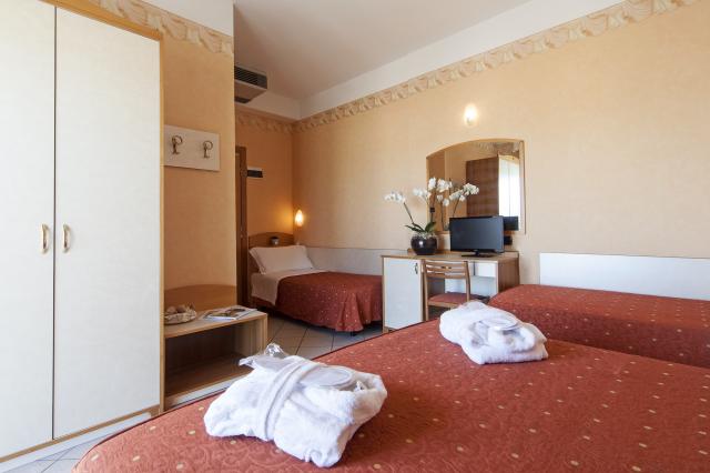 16_hotel Ambra_pokoj