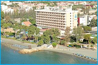 Poseidonia Beach