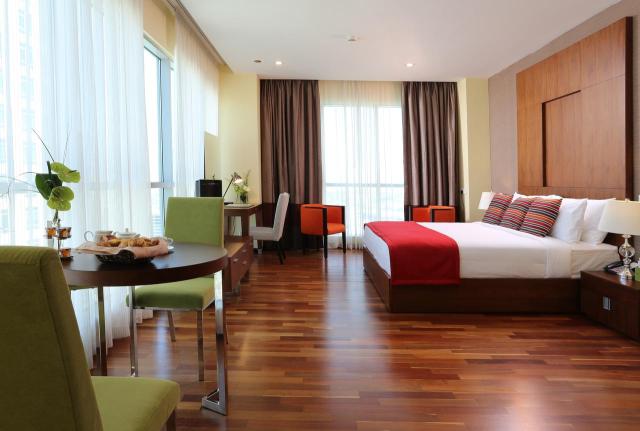 Ramada Downtown r2-rooms and studios (6)