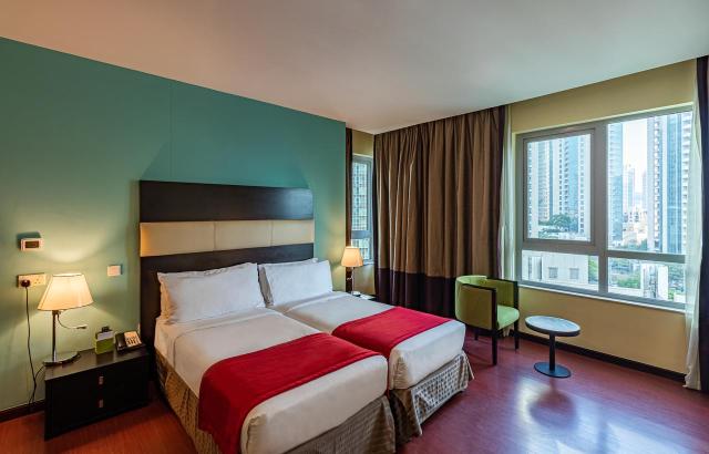 Ramada Downtown r2-rooms and studios (8)