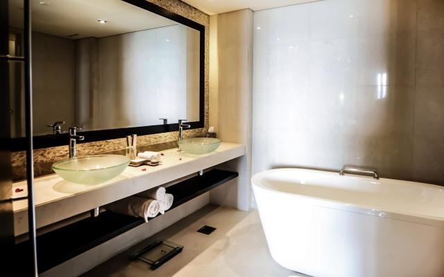 Rixos the Palm 10-junior suite (2)