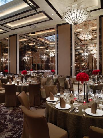 Singapore-St-Regis-Singapore-restaurace-1370