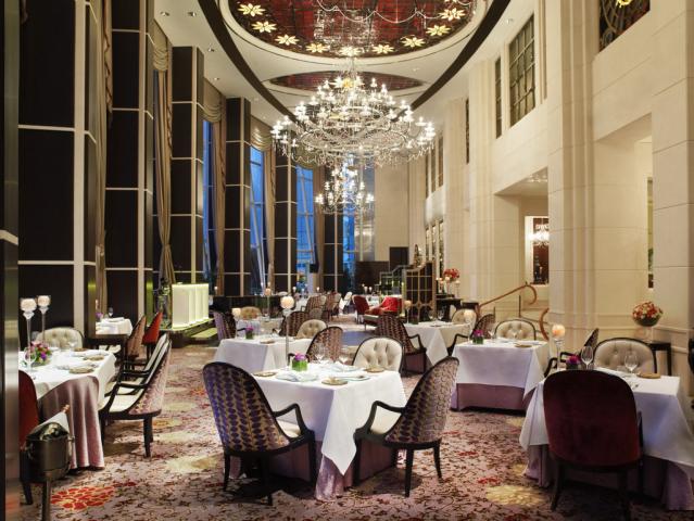Singapore-St-Regis-Singapore-restaurace-1345