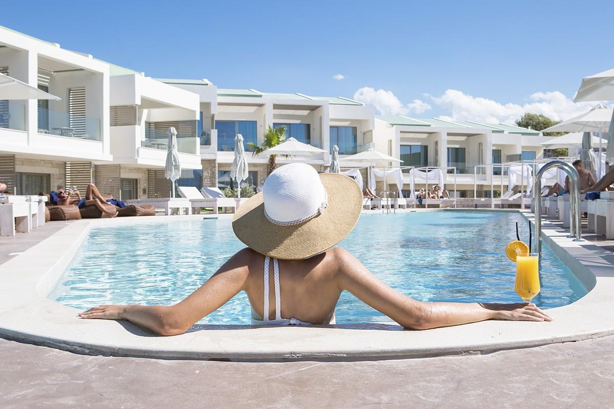 pool (1)