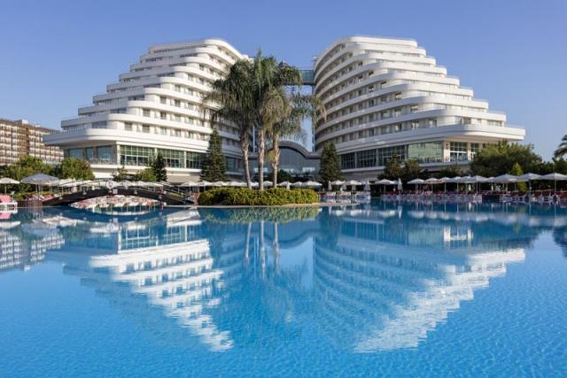Miracle Resort
