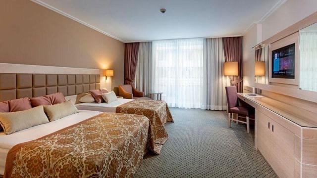 Miracle-resort-standard-room-1630