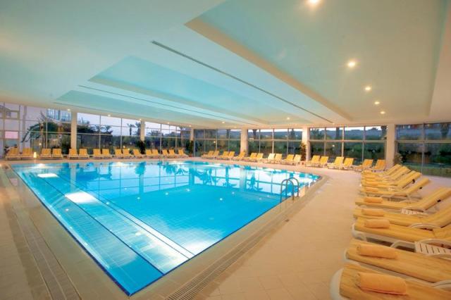 Miracle-indoorpool